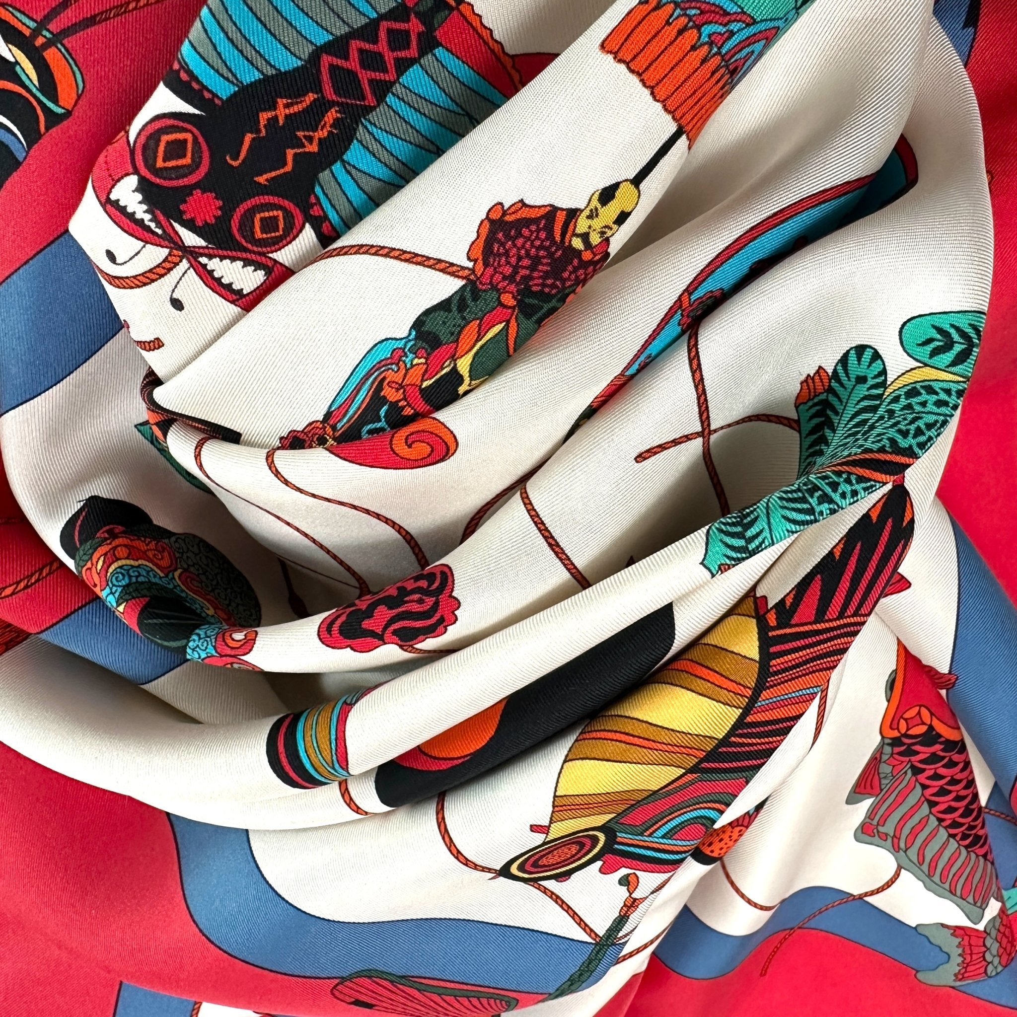 carre foulard hermes dessiné par loic dubigeon vendu par carre society