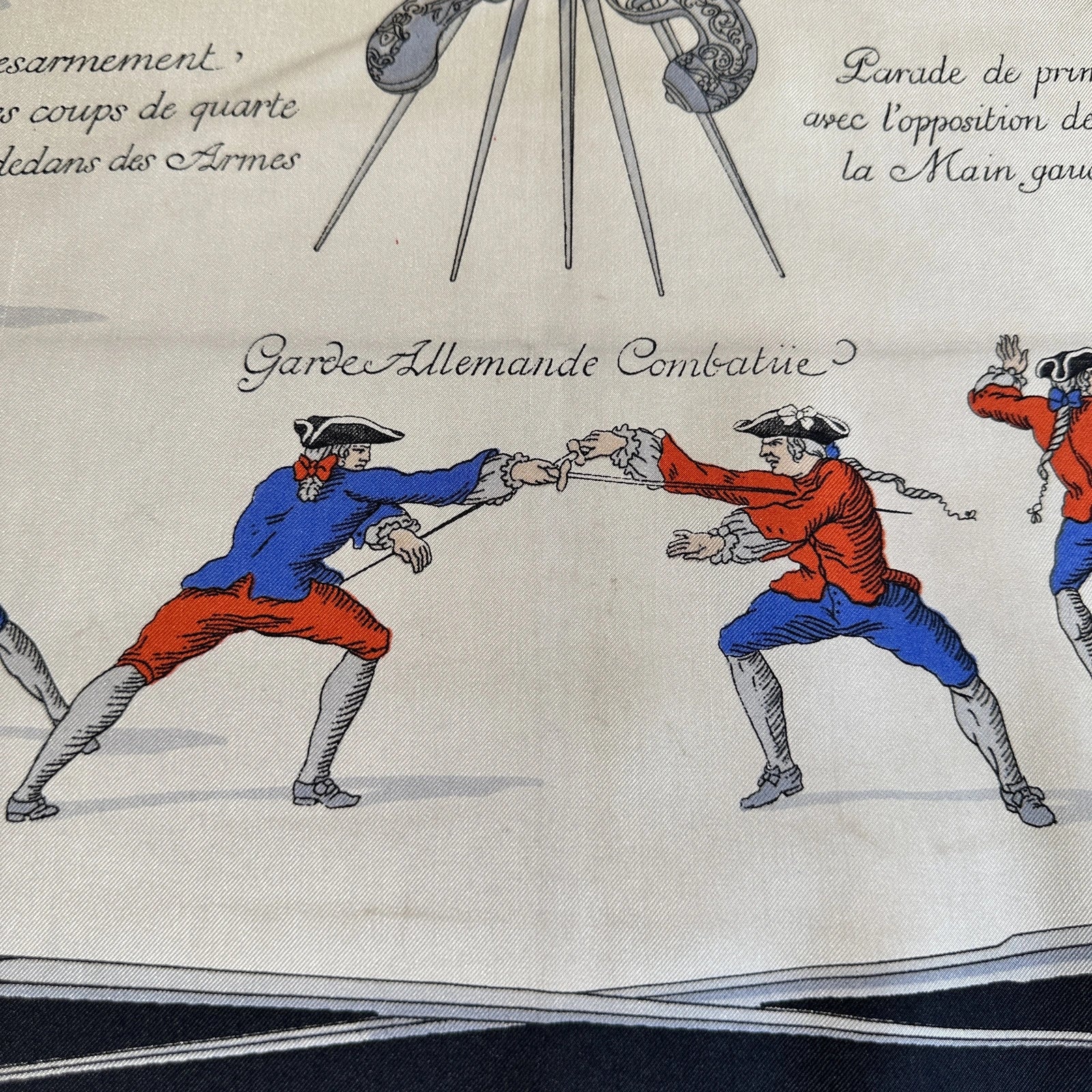 Carré Hermès Traité des Armes vintage-détail